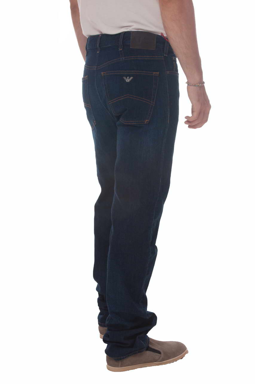 Jeans Armani Jeans AJ 34: Denim Elegante