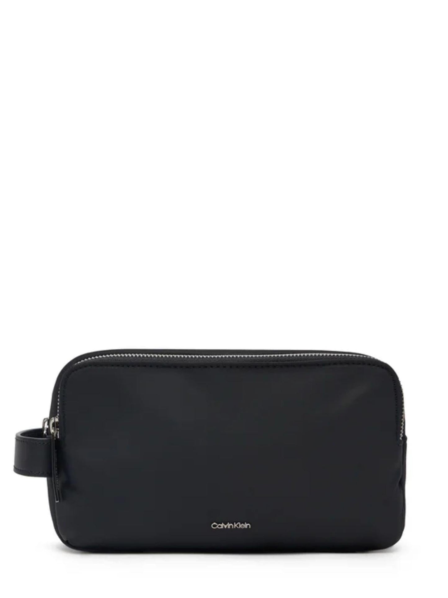Calvin Klein pochette in tessuto con zip nero
